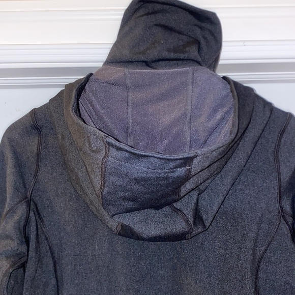 Lululemon zip up jacket - Picture 8 of 10